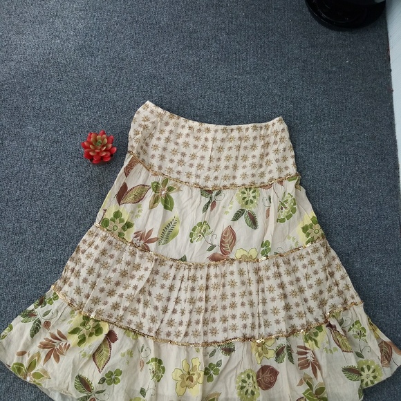Summer Skirt - Picture 4 of 4